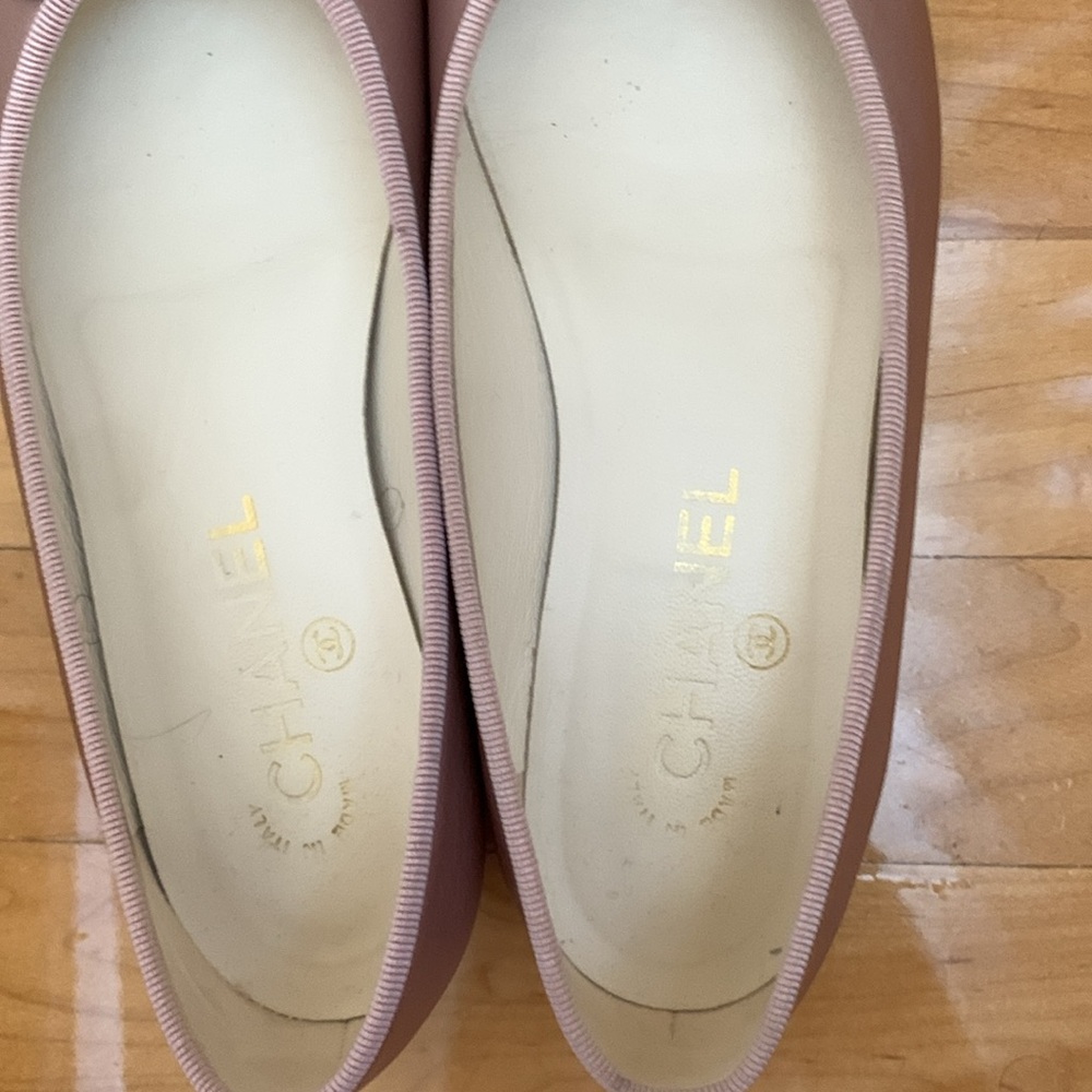 COPY - CHANEL LIGHT PINK SIZE 37 LEATHER BALLET FLATS - Picture 12 of 14